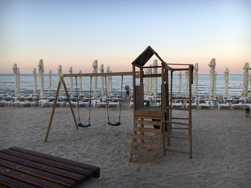 Ely Residence Mamaia Exterior foto